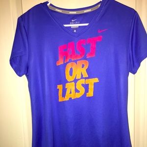 3/$25❗️Sale❗️DriFit NIKE👟  Size Large